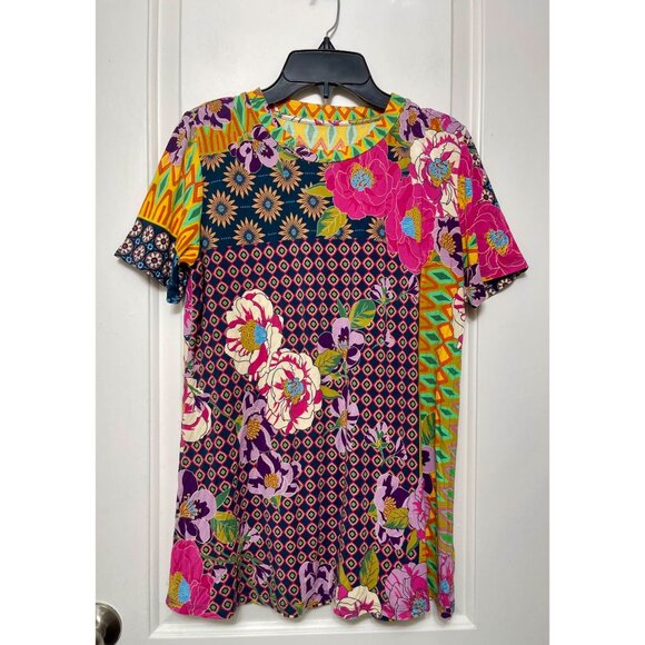 Johnny Was Maggie Short Sleeve Crewneck Swing Tee Size S - Picture 3 of 10